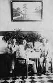 Gäster på café, 1920-tal