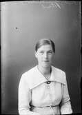Ingeborg Jansson från Hummeldal, Börstil socken, Uppland 1919