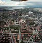 Flygfoto över Örebro mot öster, 1995