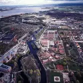 Flygfoto över Örebro mot öster, 1995