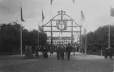 Festligheter på Stora Torget i samband med Alingsås 300-års jubileum, den 21 september 1919.