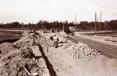 Stenläggning vid Hovstavägen, 1920-tal