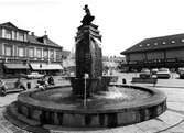 Torgbrunnen med 