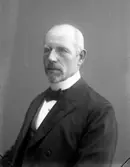 Ateljéporträtt av doktor Nilsson.