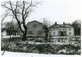 Fagersta stad, Fagersta kn.
Flygelbyggnad vid Hornska herrgården, 1976. Inför upprustning.