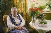 Uppvaktning för 95-åriga Lisa (Elise) Johansson som sitter i sin bostad Labacka 1:2 