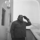 Man ombord på fartyget Opnor
