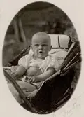 Baby i barnvagn, 1924