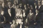 Brudpar med följe, 1920-tal
