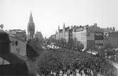 Folksamling på Stortorget, 1930-tal