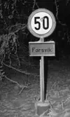 Vägskylt.