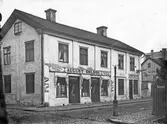 August Ohlson speceriaffär, ca 1895