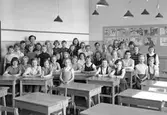Klass 3B på Olaus Petriskolan, 1953-54