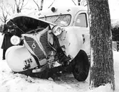 Krockad ambulans, Örebro län, januari 1951