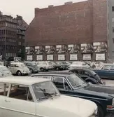 Reklamtavlor på brandvägg, 1970-tal