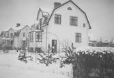 Villa i Rynninge under snötäcke, 1930-tal