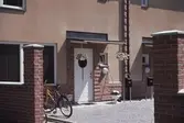Entre till radhus i Ladugårdsängen, 1991
