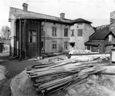 Norrmalmsgatan 29 mot NV och Urvädersgatan. 