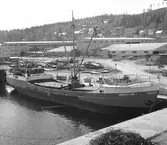 Fartyget Merkur II vid kaj

