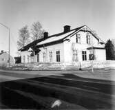 Folkskola till år 1905. Stadsäga 554. Byggnaden kallas Lurbo.