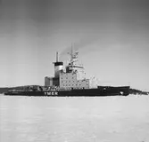 Isbrytaren Ymer på Älven
