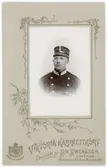 Kabinettsfotografi - man i uniform