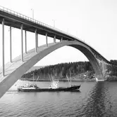 Fartyget Hochmeister vid Sandöbron

