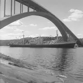 Fartyget Finnstar vid Sandöbron

