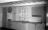 Bostadsinteriör. Byggnad 196 B. Kök mot V.