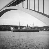 Fartyget Skagerack vid Sandöbron

