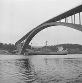 Fartyget Euterpe vid Sandöbron

