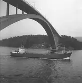 Fartyget Siwa vid Sandöbron
