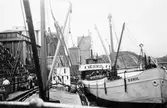 Lastbåten M/F Eskil vid Saltsjö kvarn i Stockholm, 1940-tal