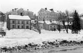 Stadsbebyggelse. Fyren tomt nr 10. Till höger Kv Sjömannen, tomt nr 2.