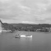 Fartyget Kusttrafik vid Sandöbron

