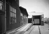 Vagn inkörd i förrådets tillbyggnad på CV, 1937