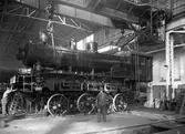 Reparation av ånglok på CV, 1949