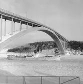 Fartyget Gudrun vid Sandöbron
