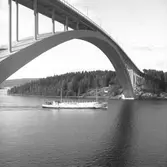 Fartyget Noordster vid Sandöbron
