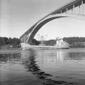 Fartyget Ntra Sra Carmen Segundo vid Sandöbron

