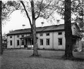 Prästgård - lantmannaskola - församlingshem. Gamla prästgården utsynad på 1920-talet.