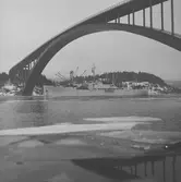 Fartyget Fredborg vid Sandöbron

