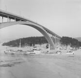 Fartyget Lagnö vid Sandöbron

