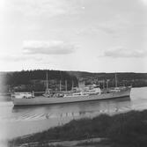 Fartyget Cirrus vid Sandöbron

