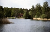 Hus vid Hjälmare kanal, 1994