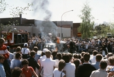 Brandkåren demonsterar bilbrand, 1984