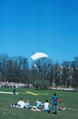 Fallskärmslandning i Stadsparken, 1985