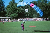 Fallskärmslandning i Stadsparken, 1988