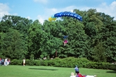 Fallskärmslandning i Stadsparken, 1989