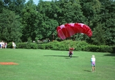 Fallskärmslandning i Stadsparken, 1989